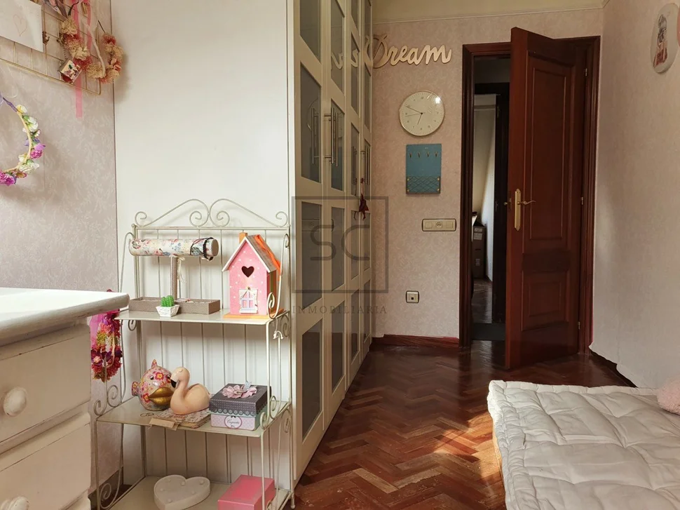 Ático con ascensor en pastoriza, arteixo