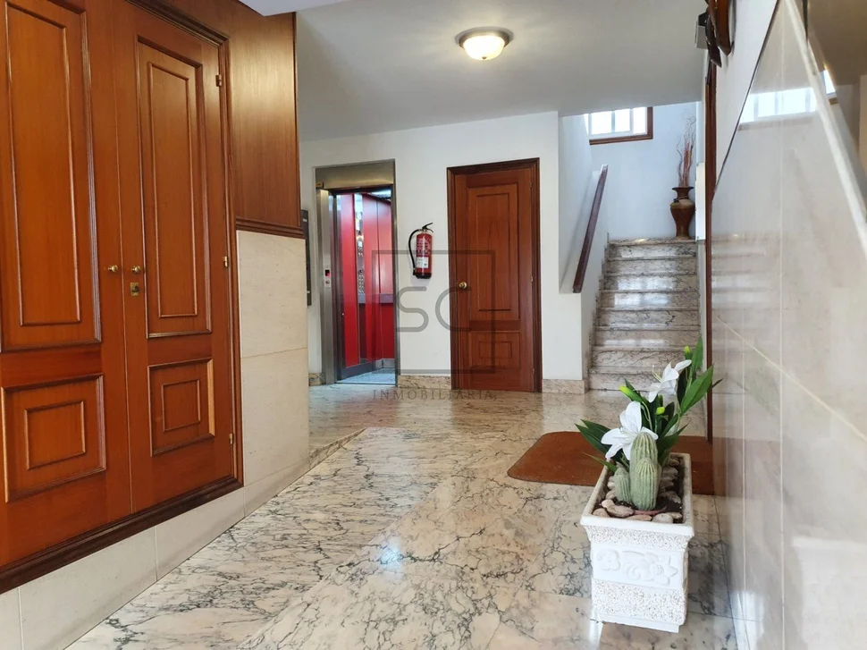 Ático con ascensor en pastoriza, arteixo