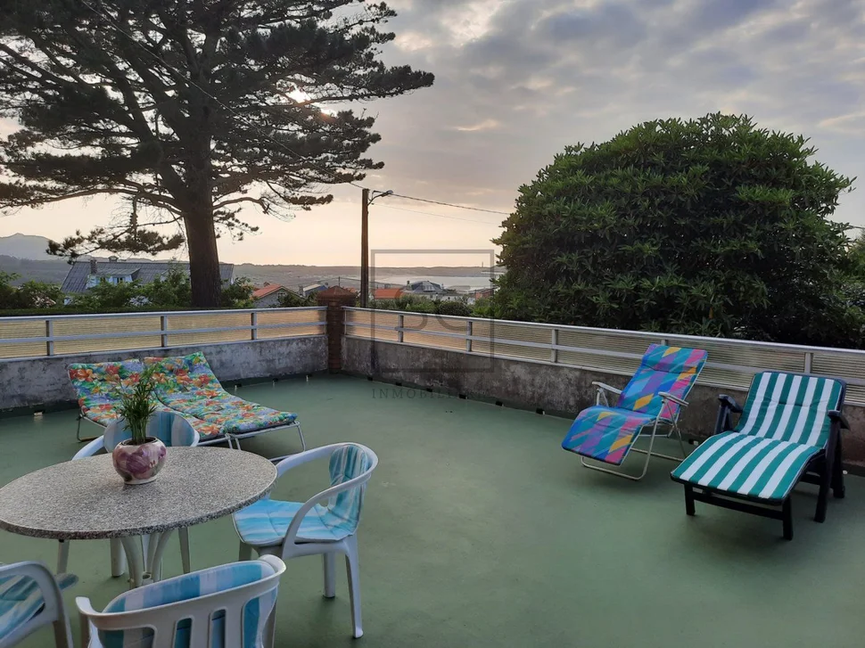 Piso vacacional cercano a la playa en valdoviñi, valdoviño