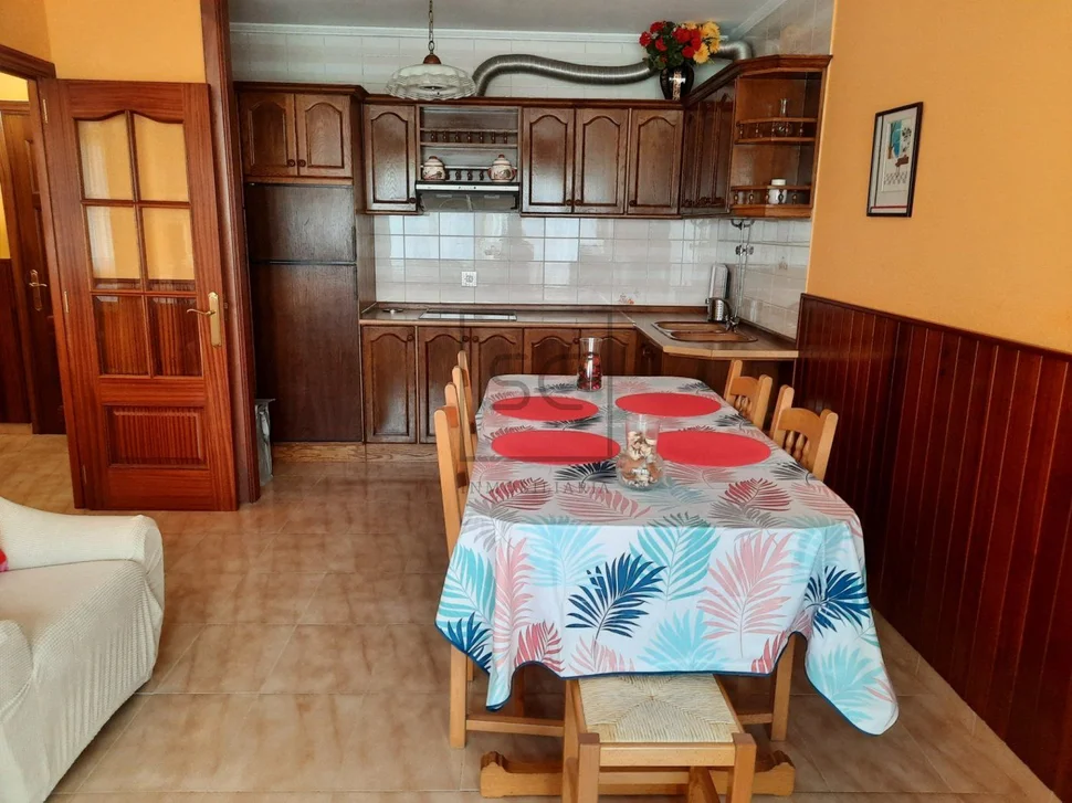 Piso vacacional cercano a la playa en valdoviñi, valdoviño