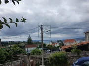 Casa con bodegas y patio