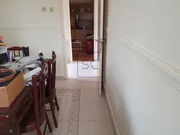 Casa con bodegas y patio