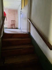 Casa de piedra para restauración integral