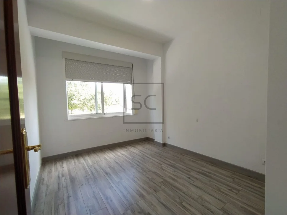 Bonito primero sin ascensor