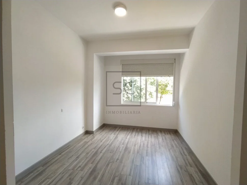 Bonito primero sin ascensor