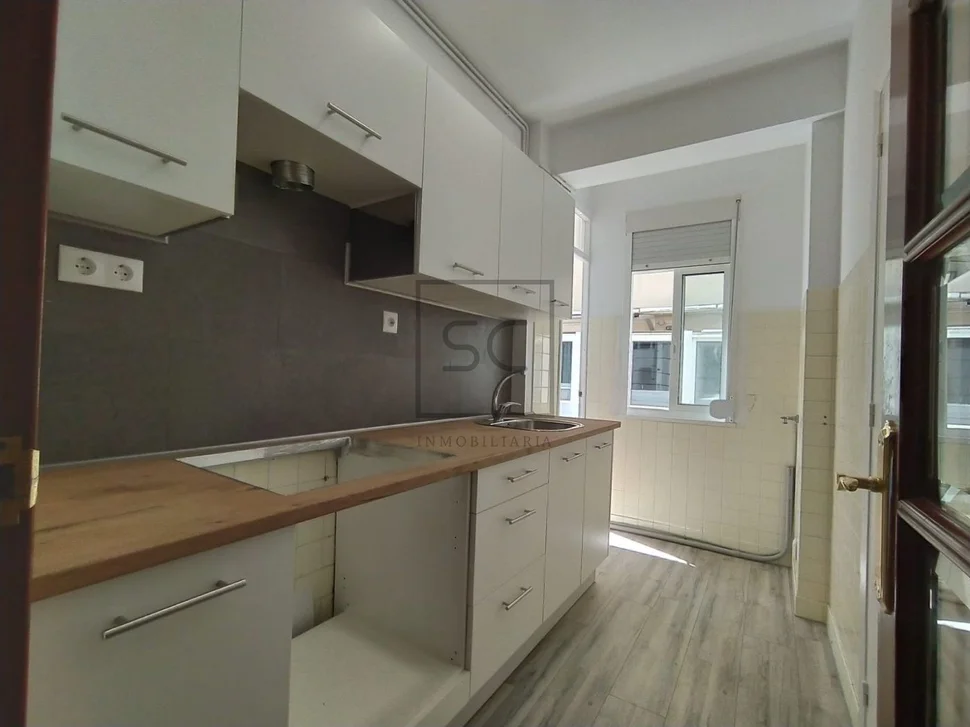 Bonito primero sin ascensor