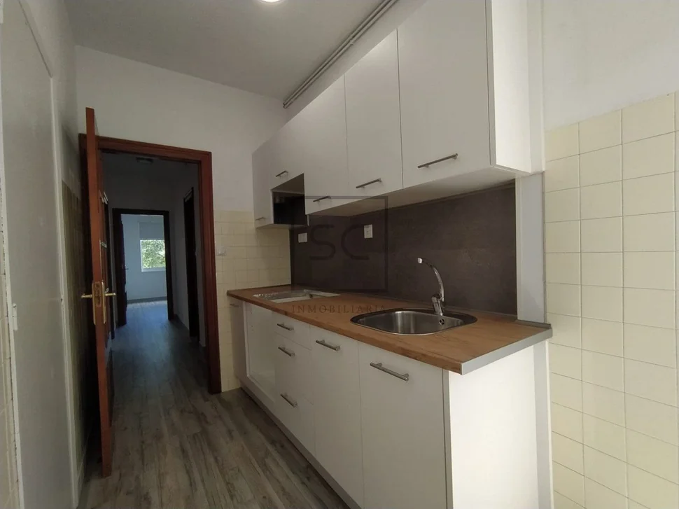 Bonito primero sin ascensor