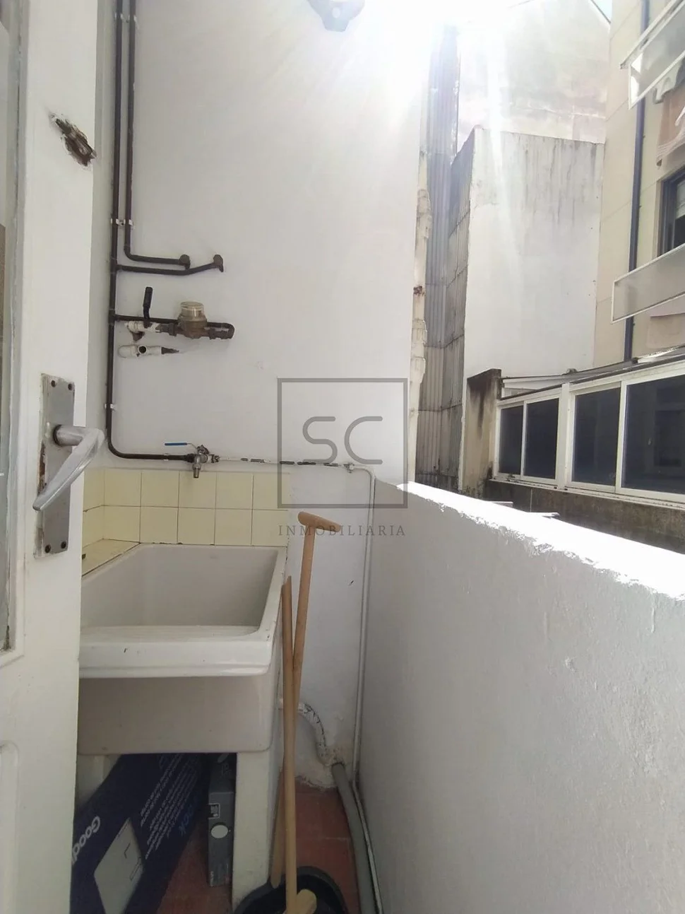 Bonito primero sin ascensor