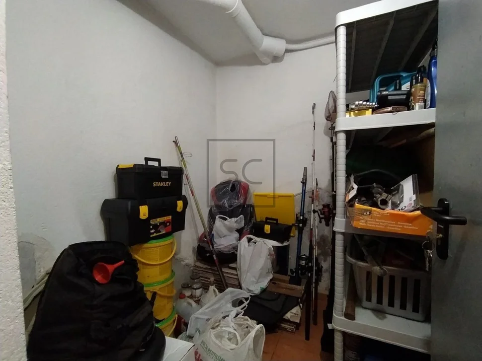 Voluminoso piso en el alto del castaño, narón