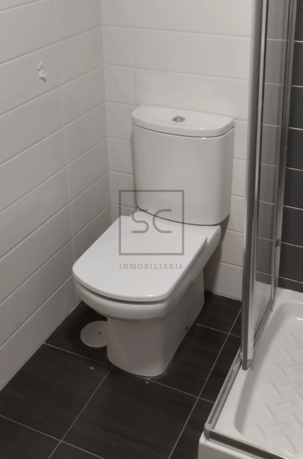 Fantástico ático en sada