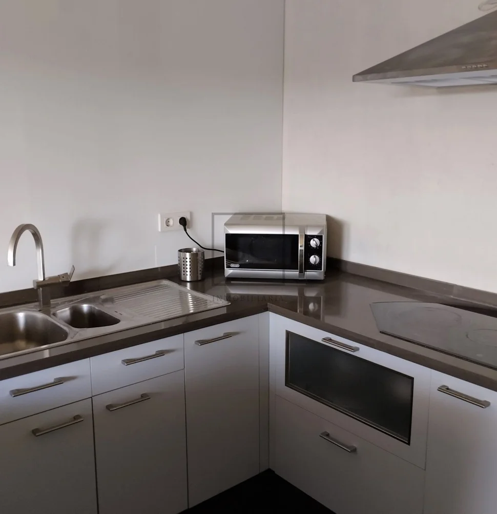 Fantástico ático en sada