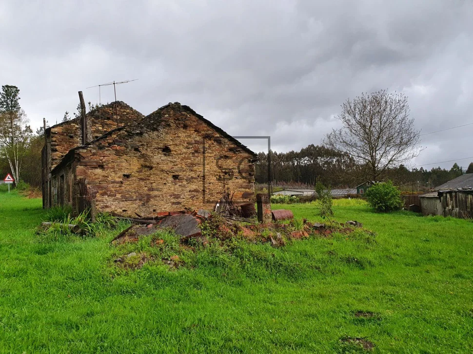 Casa de piedra para reformar en xestoso, monfero