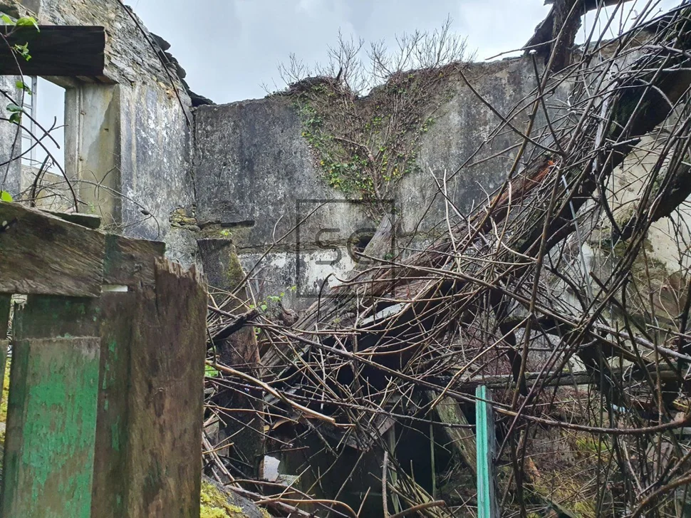 Casa de piedra para reformar en xestoso, monfero