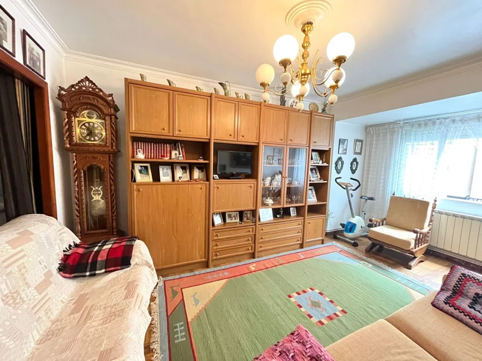 Piso con amplia terraza en la gándara, narón