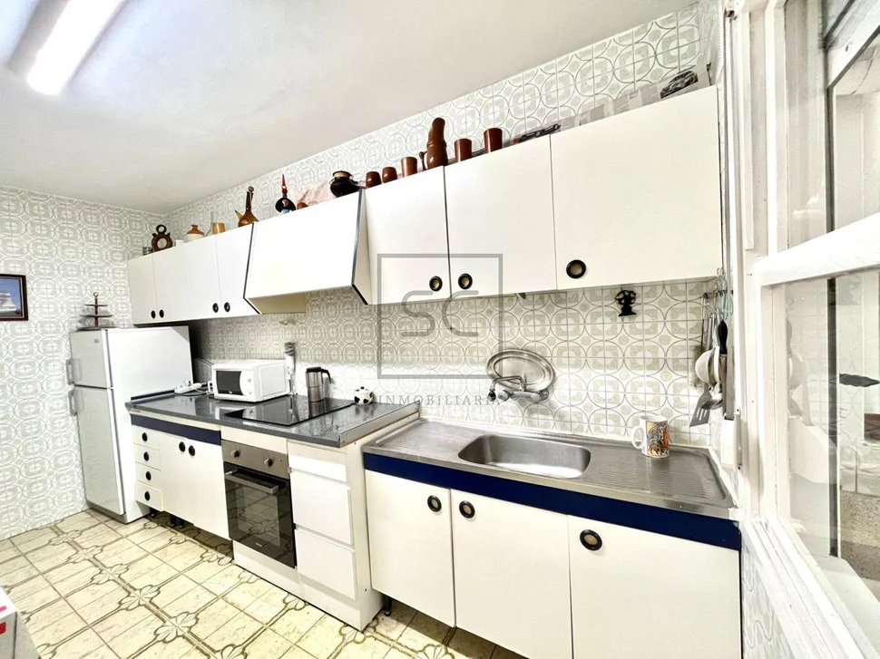 Piso con amplia terraza en la gándara, narón