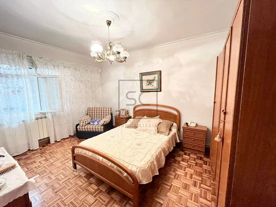 Piso con amplia terraza en la gándara, narón