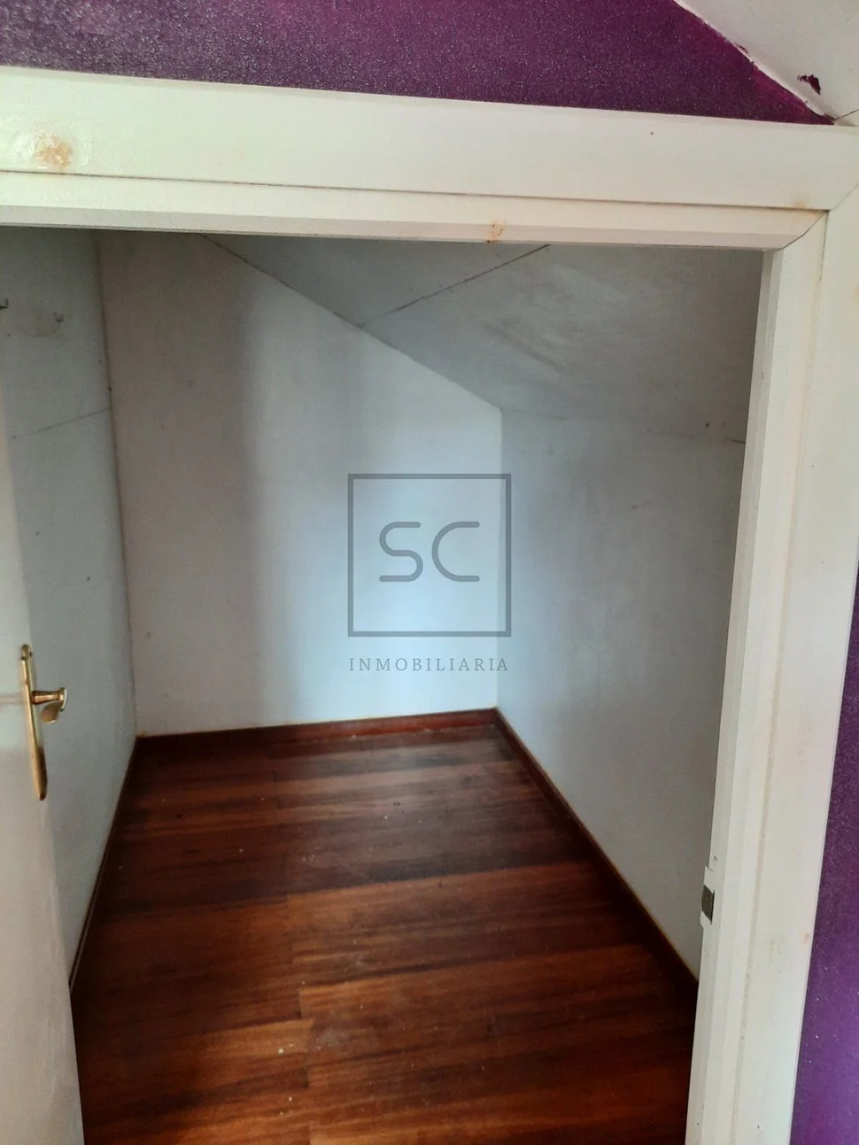 Casa unifamiliar para reforma parcial en san saturnino, san sandurniño