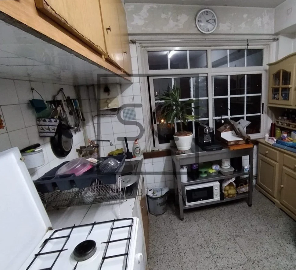 Casa con terreno para reformar parcialmente en portazgo, culleredo