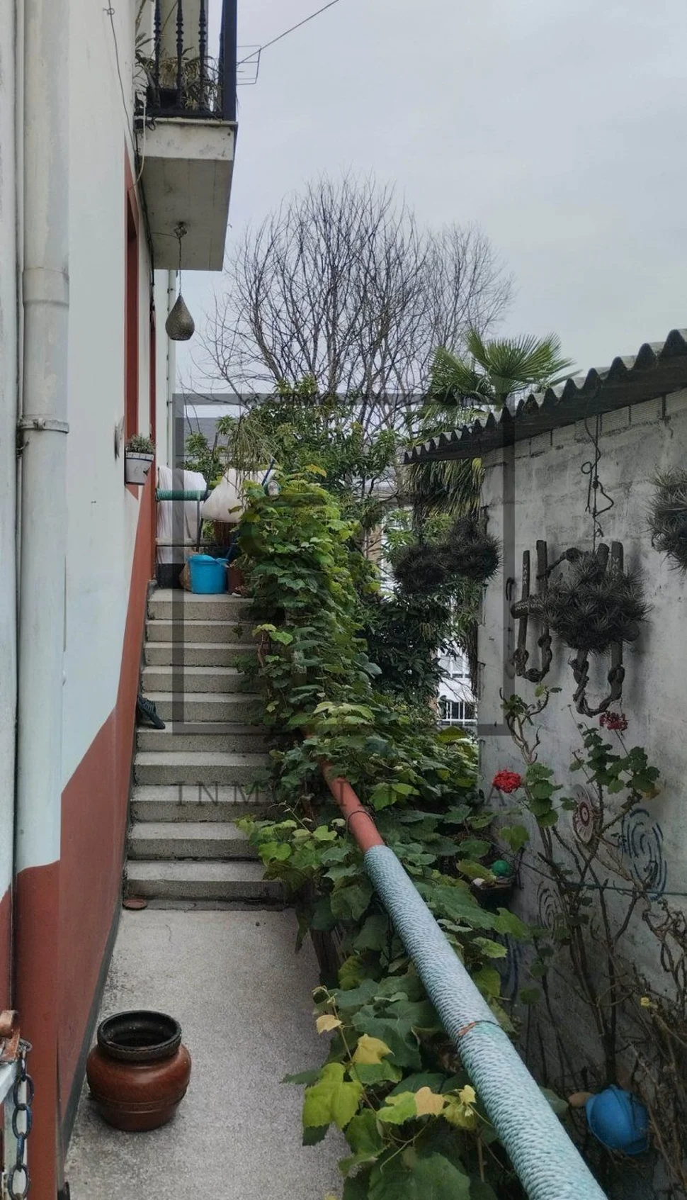 Casa con terreno para reformar parcialmente en portazgo, culleredo