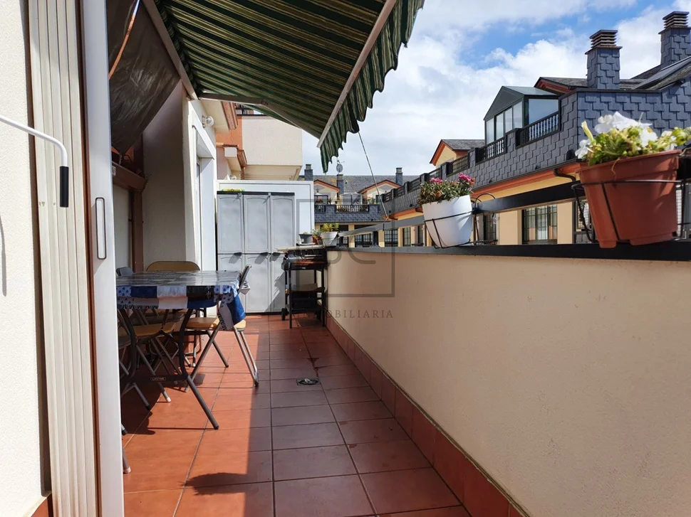 Apartamento con terraza