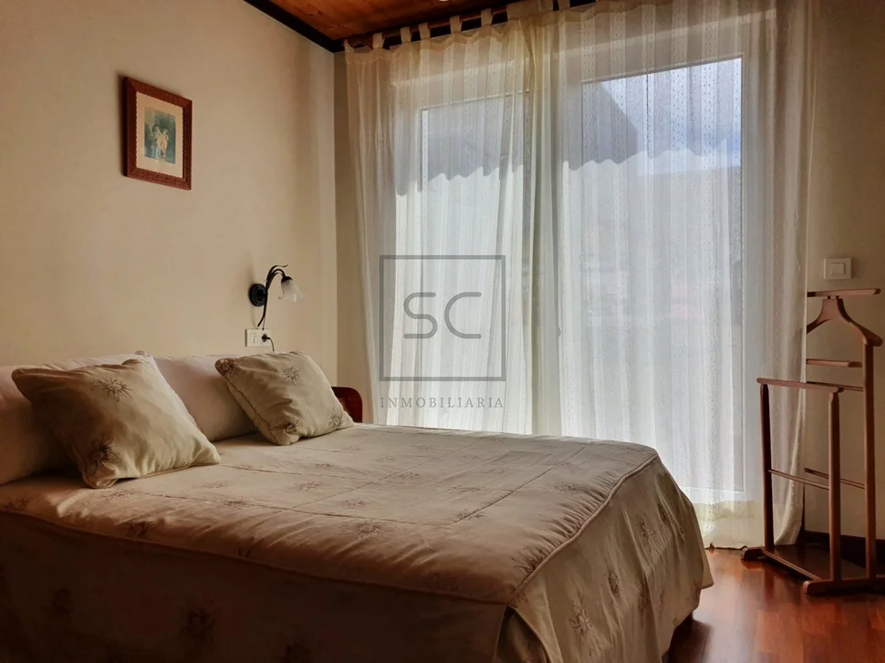 Apartamento con terraza