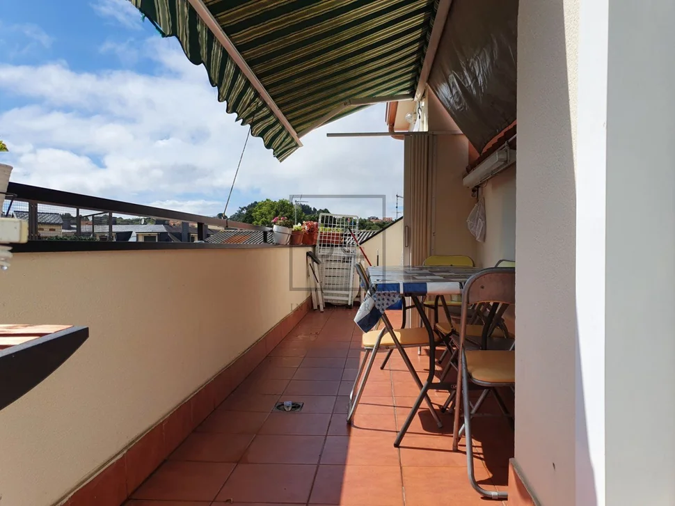 Apartamento con terraza