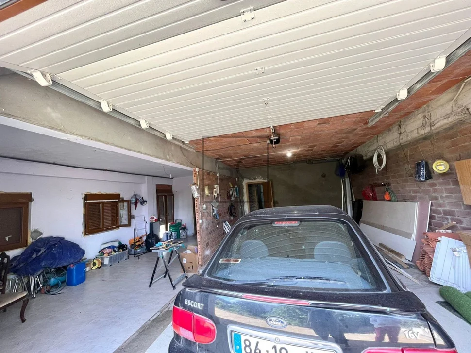 Bonita casa con jardín y terraza en zona céntrica narón