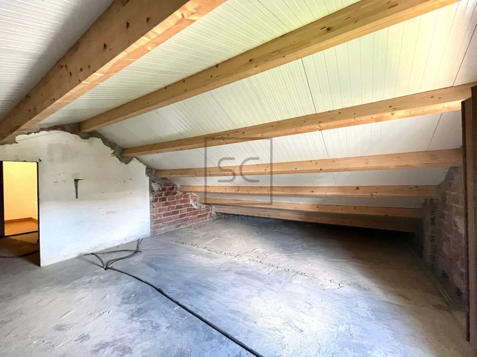 Bonita casa con jardín y terraza en zona céntrica narón