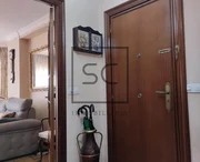 Amplio piso amueblado con garaje y ascensor en elviña, a coruña