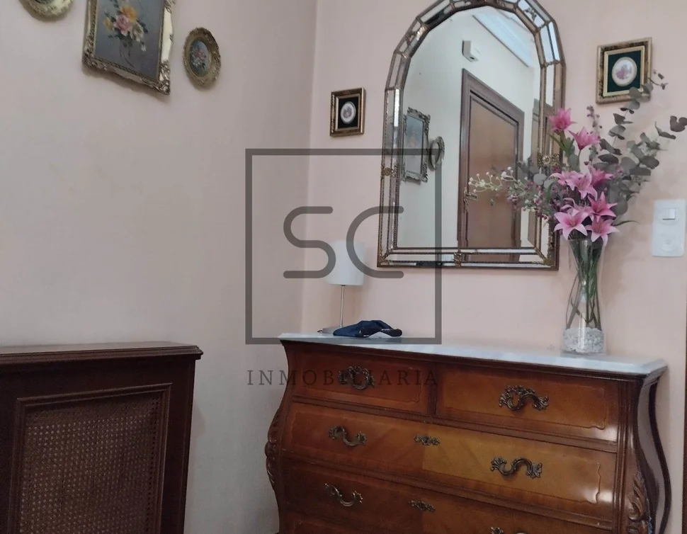 Amplio piso amueblado con garaje y ascensor en elviña, a coruña