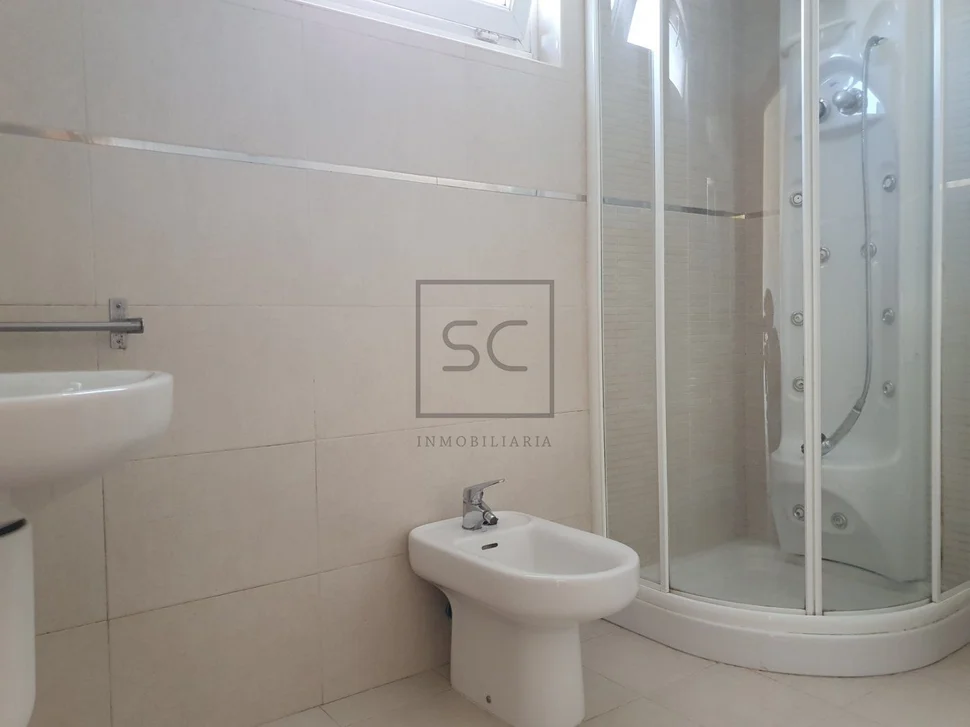 Apartamento con terraza