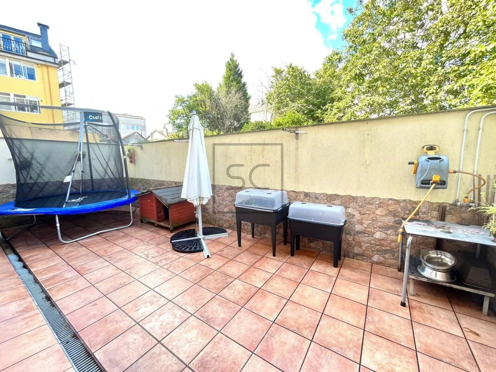 Piso con Amplia Terraza en Freixeiro, Narón