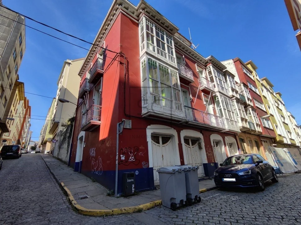 Edificio en pleno centro de el centro, ferrol