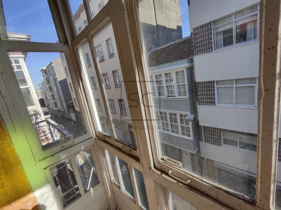 Edificio en pleno centro de el centro, ferrol