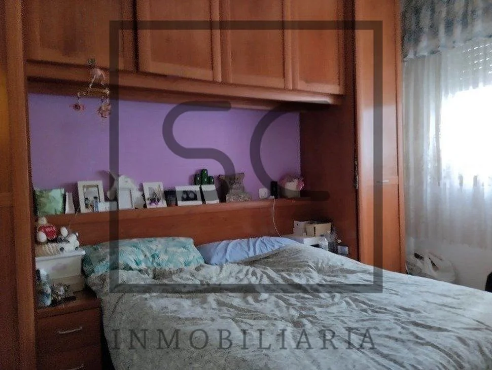 Piso amplio con ascensor, garaje y trastero