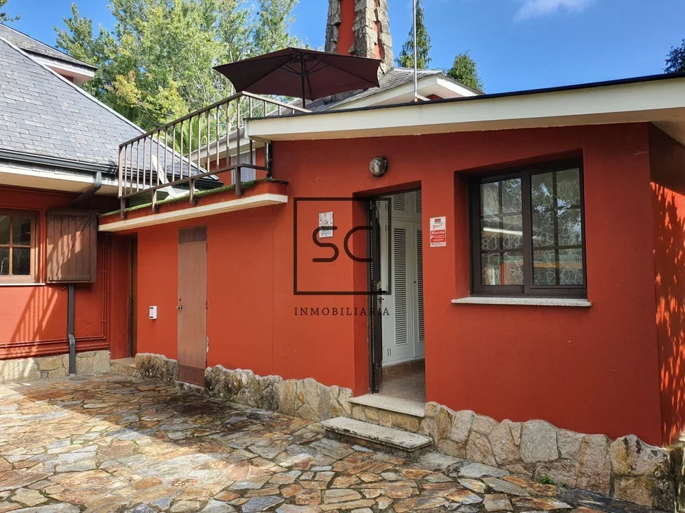 Chalet con piscina y finca en maniños, fene