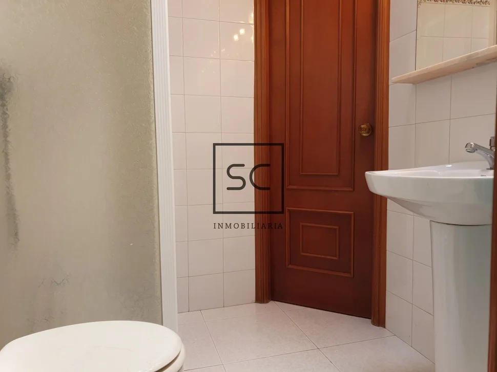 Chalet con piscina y finca en maniños, fene