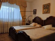 Amplia casa con terreno en bemantes, miño