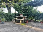 Amplia casa con terreno en bemantes, miño