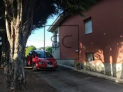 Amplia casa con terreno en bemantes, miño