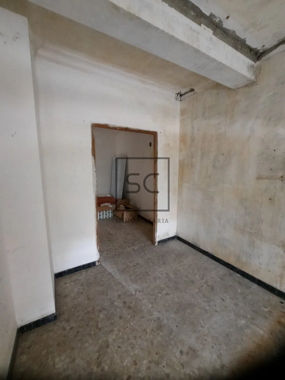 Vivienda adosada para reforma integral en piñeiros, narón