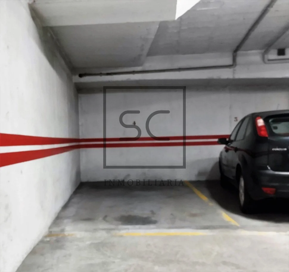 Piso con terraza, ascensor y garaje