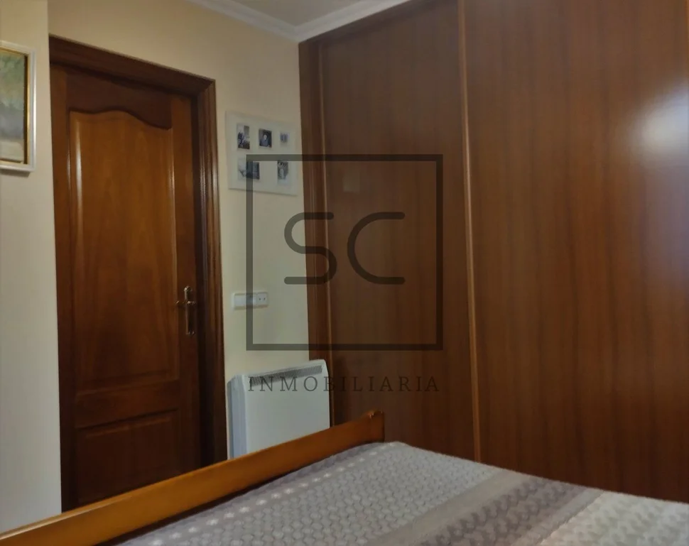 Piso con terraza, ascensor y garaje