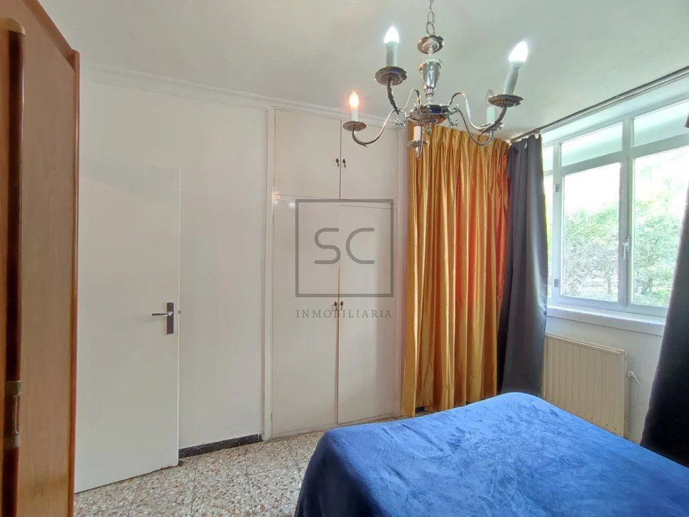 Amplio 3º sin ascensor semiamueblado con terraza en caranza, ferrol