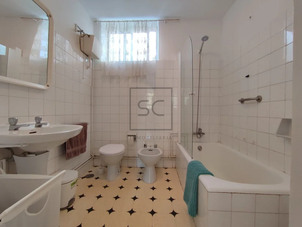 Amplio 3º sin ascensor semiamueblado con terraza en caranza, ferrol