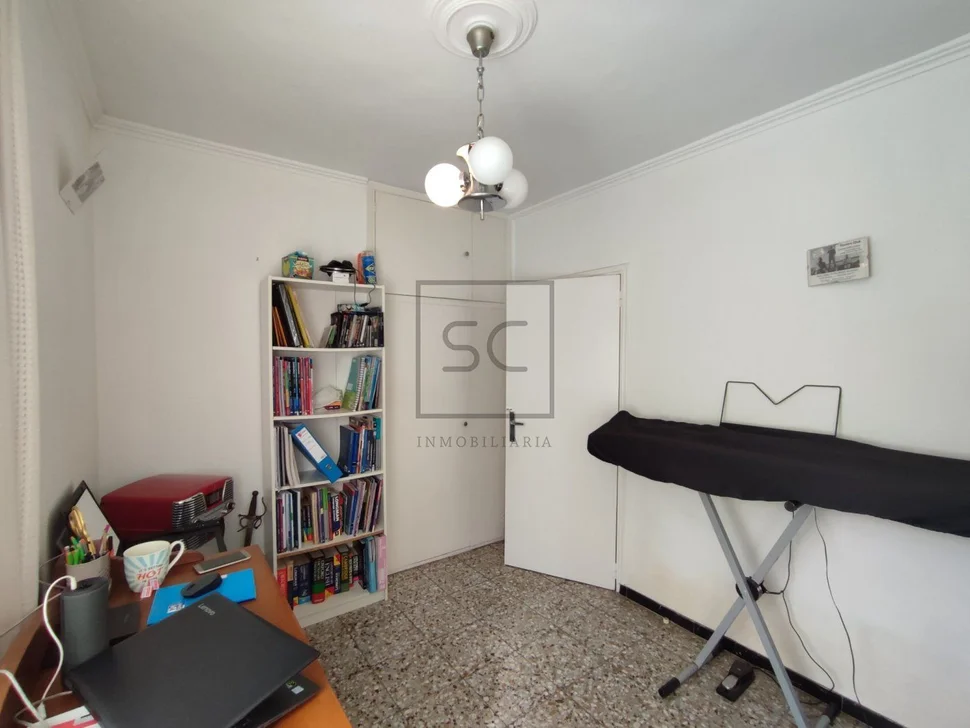 Amplio 3º sin ascensor semiamueblado con terraza en caranza, ferrol