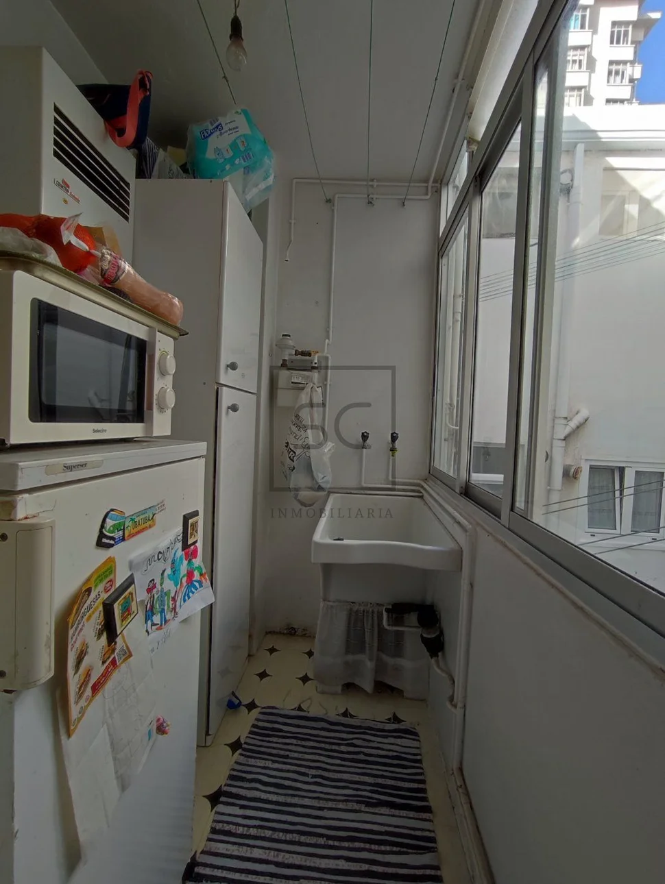 Amplio 3º sin ascensor semiamueblado con terraza en caranza, ferrol