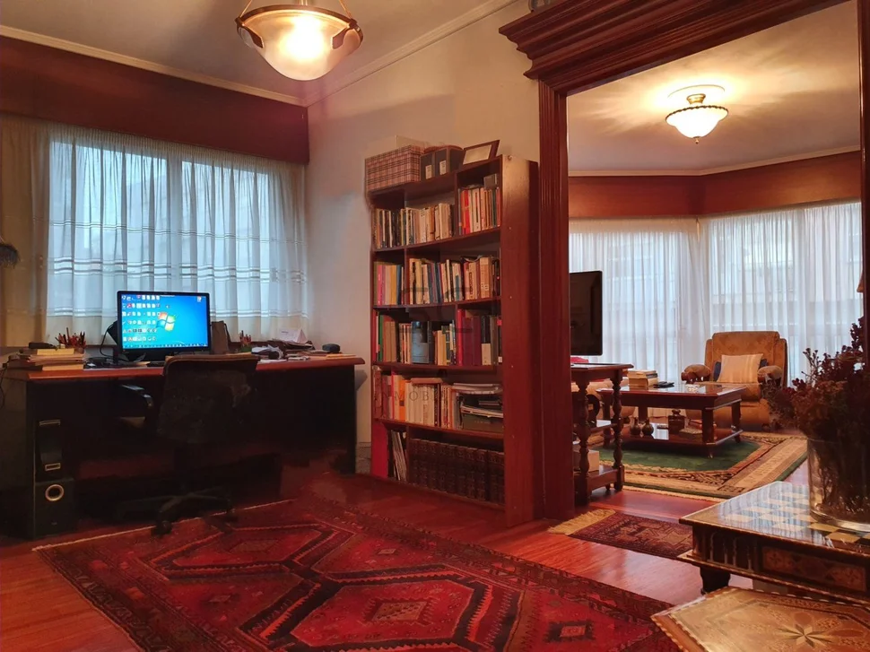 Piso con terraza, garaje y trasteros en porta nova, ferrol