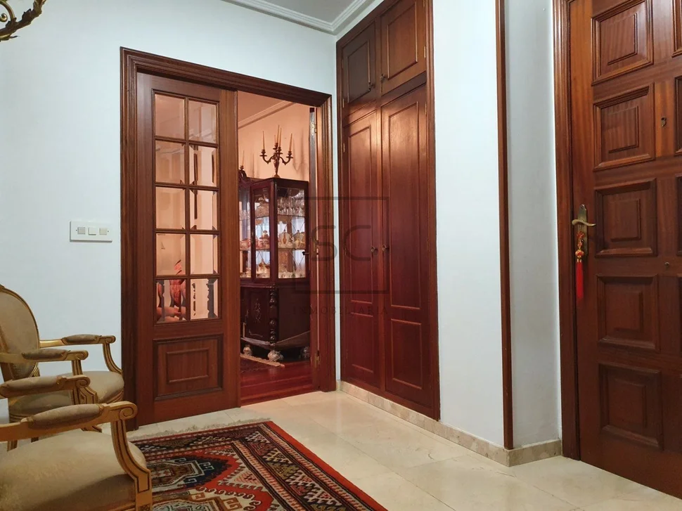 Piso con terraza, garaje y trasteros en porta nova, ferrol