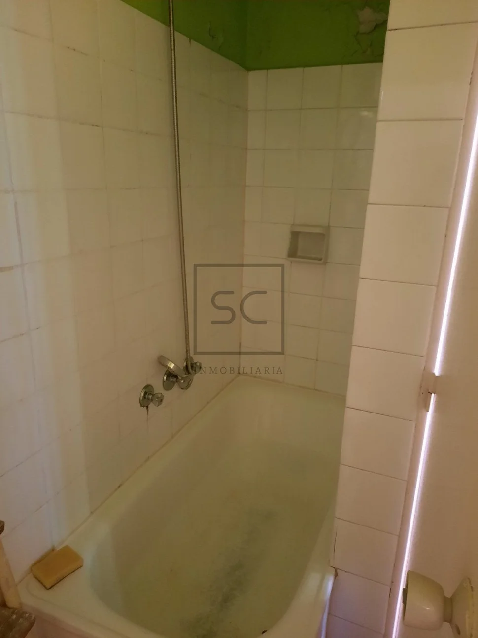 Duplex descendente de 5 habitaciones, ascensor y garaje rotatorio en caranza, ferrol